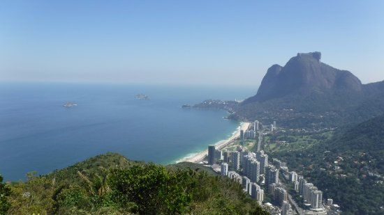 Trilha do Dois Irmãos